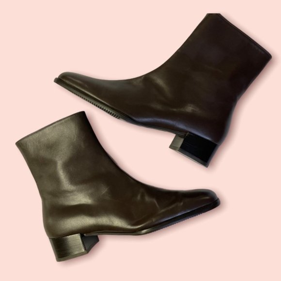 Salvatore Ferragamo brown square leather ankle boots 6 B - Picture 4 of 13